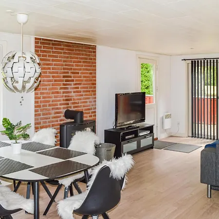 Tolles Haus Mit 2 Schlafzimmern In *