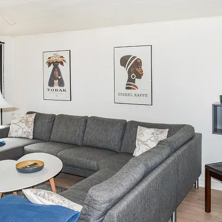 Ferienhaus Tolles Haus Mit 2 Schlafzimmern In Hals